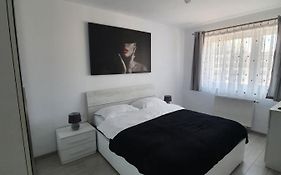 Apartament Coresi Promenada Coresi